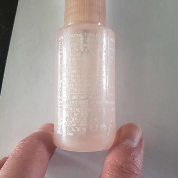 NWT Clinique Moisture Surge Face Spray. Thirsty Skin Relief - Picture 4 of 5